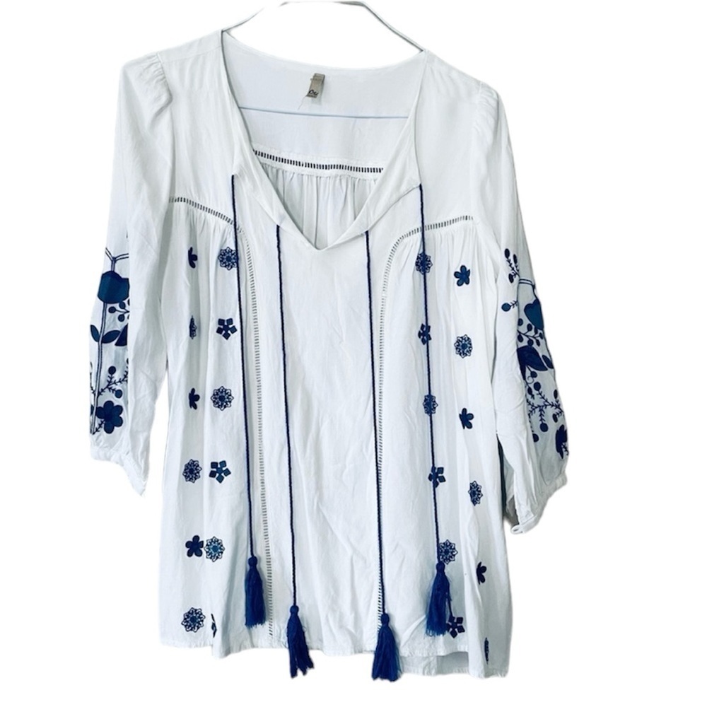CY fashion USA embroidered boho blouse M